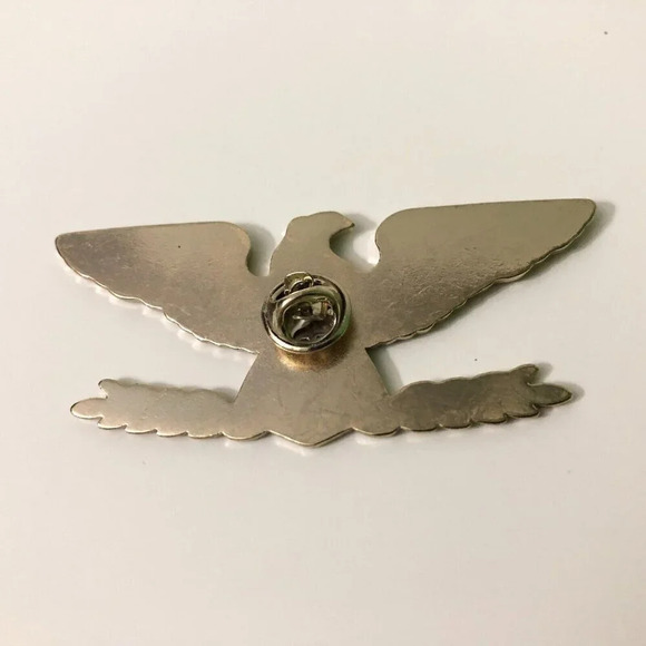Eagle Bird 2.75 Inch Long Colonel Rank Insignia Pin Back Unmarked - Picture 5 of 9